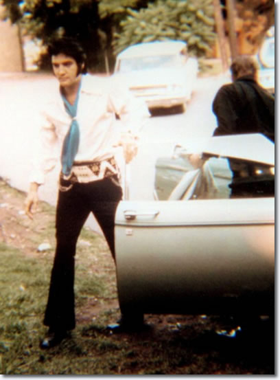 Elvis in the Studio B parking lot on June 5, 1970.